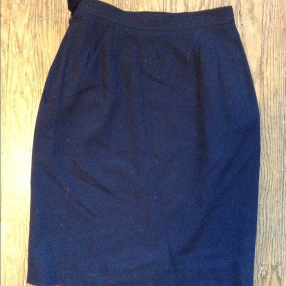 YSL Pencil Skirt w/Pockets! Wool Crepe! Size 38 - Picture 7 of 8